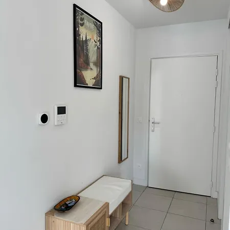 Apartment La Datcha - New T3 With Balcony & Parking Near Train Station Aix-les-Bains