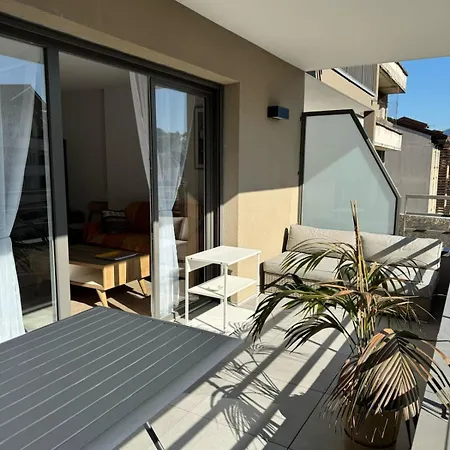 Apartment La Datcha - New T3 With Balcony & Parking Near Train Station *